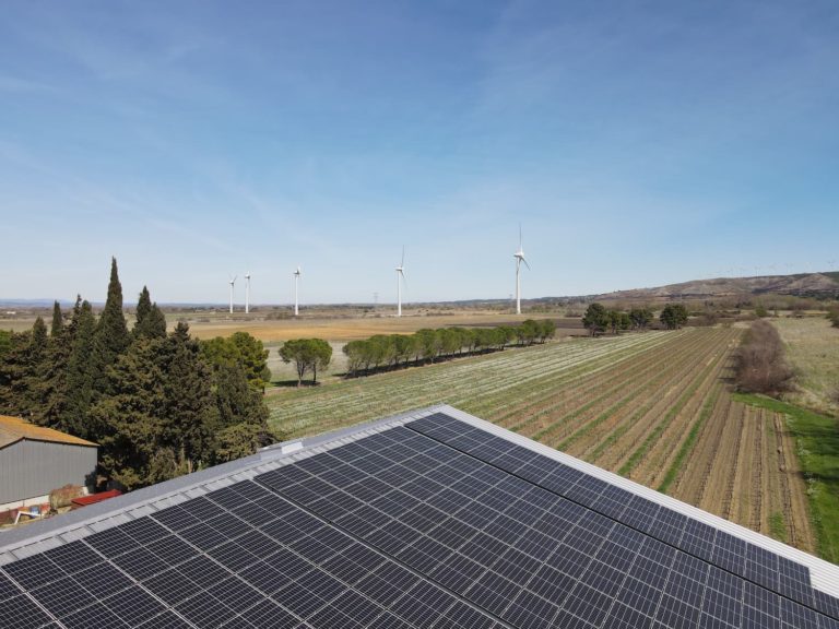 hangar photovoltaique agricole reduit